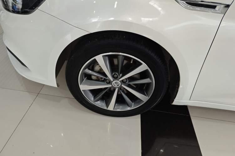 Used MG 6 2019 20T Automatic Starlight Edition Left Front Wheel Hub