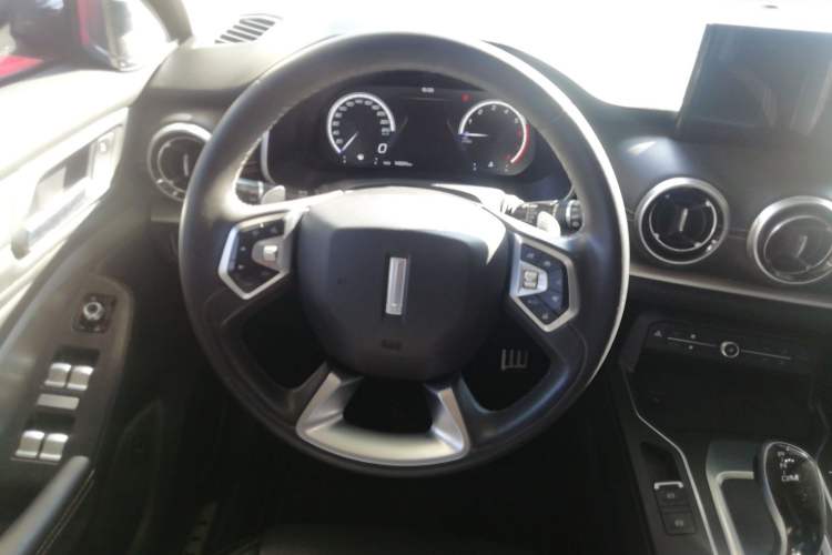 Used Wey VV6 2018 2.0T Four-Wheel Drive Flagship Version China V Standard
