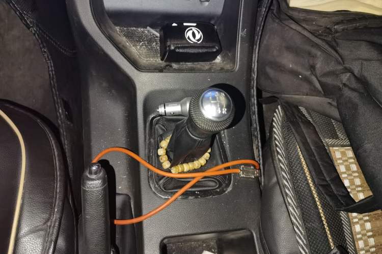 Used FORTHING Lingzhi 2020 M5L 1.6L Utility Model Gear Lever