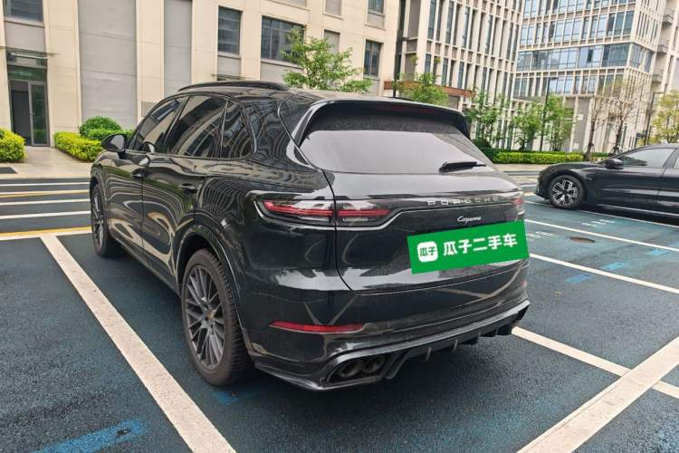 Used Porsche Cayenne 2019 Cayenne 3.0T Rear Left 45 Deg