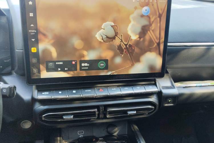 Used Haval H Dog 2023 2.0T Two-Wheel Drive Trendy Outdoor Edition
