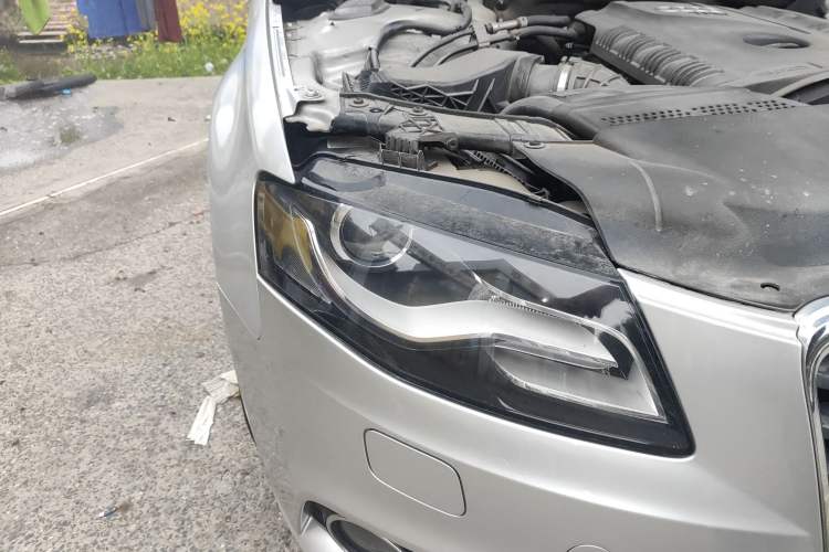 Used Audi A4L 2010 2.0 TFSI Comfort Edition Right Front Headlight