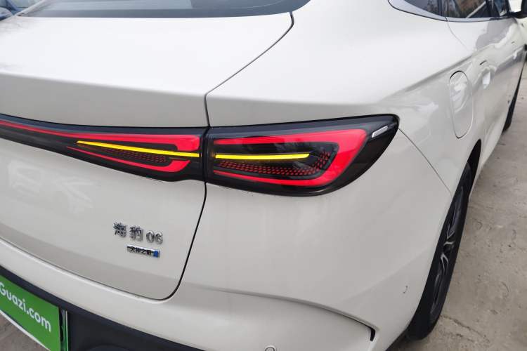 Used BYD Seal 06 New Energy 2025 DM-i Smart Drive 120KM Deluxe Model
