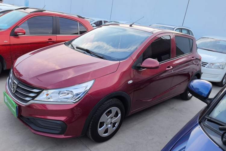Used Baojun 310 2016 1.2L manual Comfort trim level
