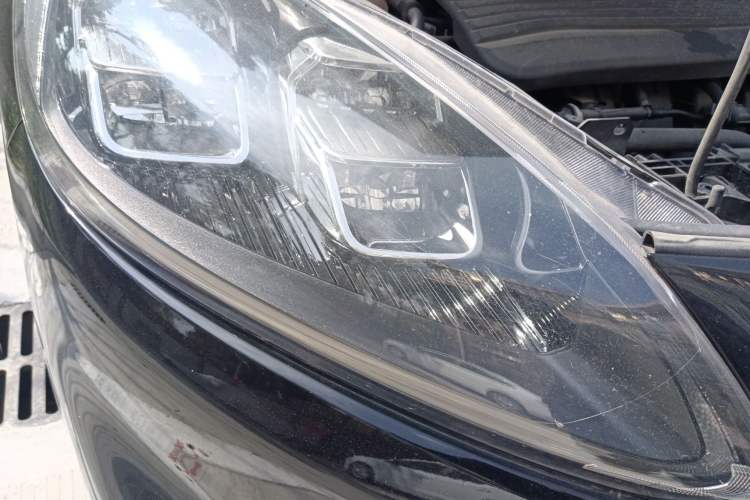 Used Ford Escape 2020 EcoBoost 245 Four-Wheel Drive Titanium Edition
