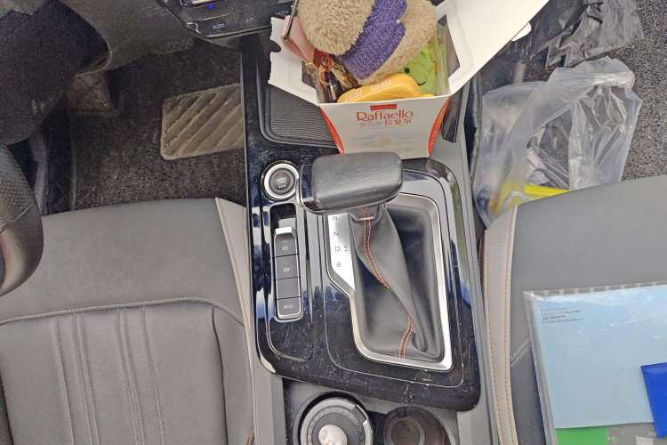 Used Baojun RC-6 2019 1.5T CVT 24-Hour Online Prestige Edition