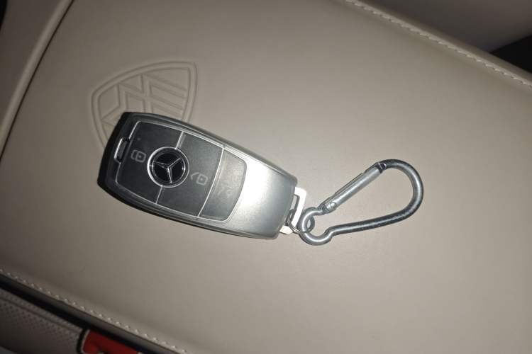 Used Mercedes-Benz Maybach S-Class 2018 S 450 4MATIC Vehicle Key
