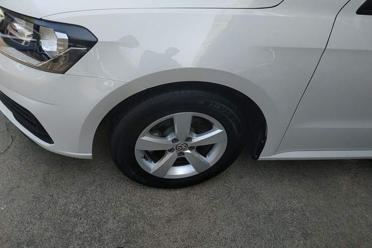 Used Volkswagen Lavida 2019 Lavida Start 1.5L Automatic Trendy Version China VI Standard Left Front Wheel Hub