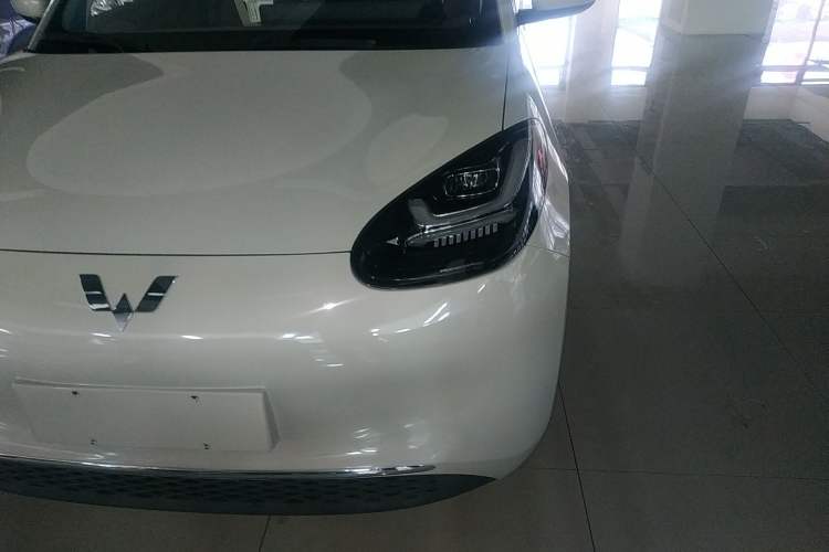 Used Wuling Bingo 2023 333 km Lingxi Connected+ Version

