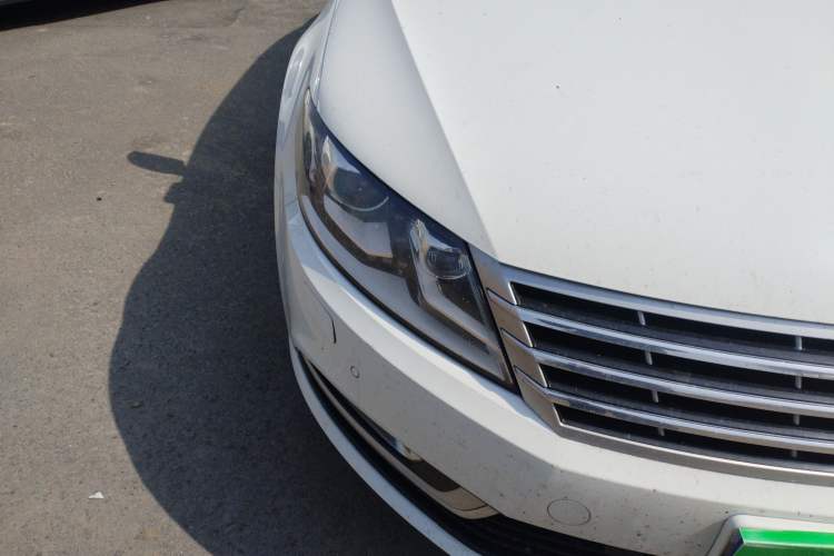 Used Volkswagen FAW-Volkswagen CC 2015 2.0 TSI Luxury Model Right Front Headlight