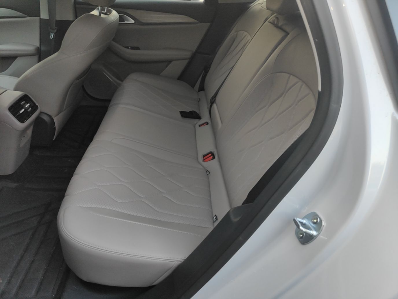 Geely Galaxy A7 2026 Model EV 550km Premium Edition — снимка 20