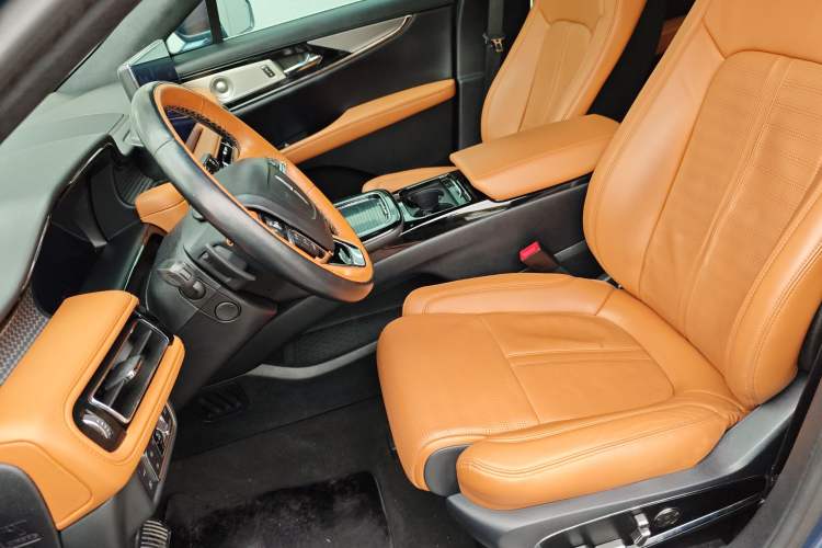 Used Lincoln Nautilus 2021 2.7T Four-Wheel-Drive Presidential Edition Left Front Seat