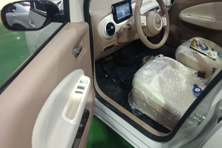 Used Wuling Hongguang MINIEV 2025 Four-Door Version Advanced Edition