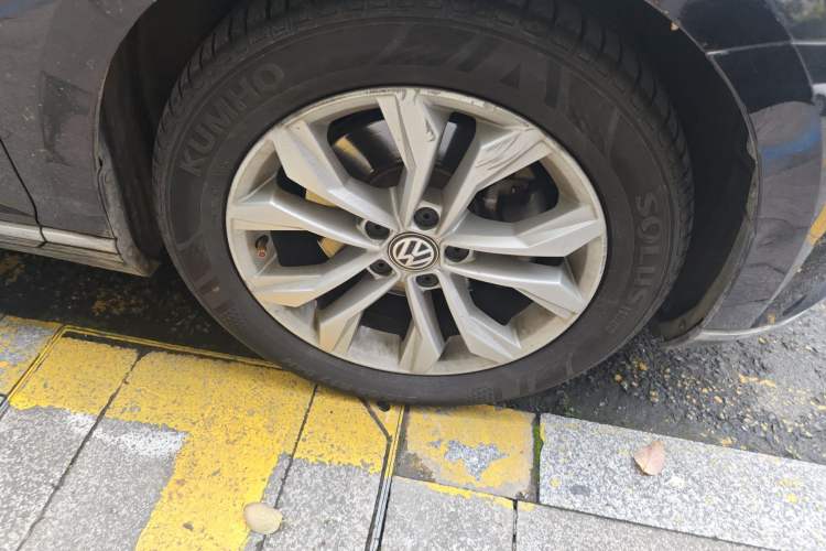 Used Volkswagen Magotan 2019 330TSI DSG Luxury Model China V Standard
