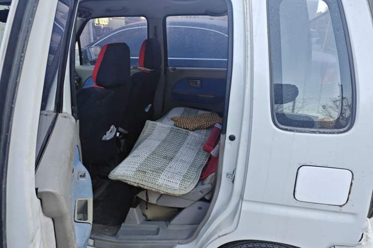 Used Suzuki Wagon R 2012 Champion Edition 1.4L Manual - Applicable Model