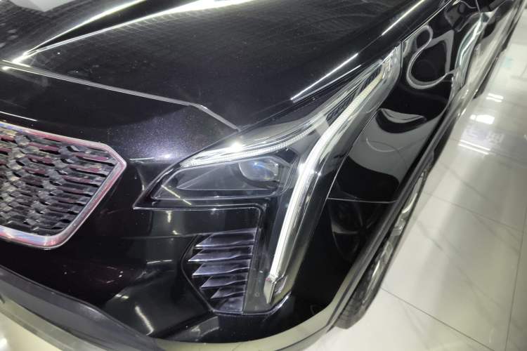 Used Cadillac XT4 2020 28T Two-Wheel-Drive Leading Version