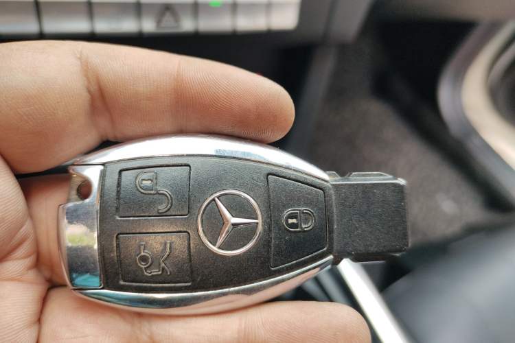 Used Mercedes-Benz E-Class 2015 E 260 L Sport Edition Vehicle Key