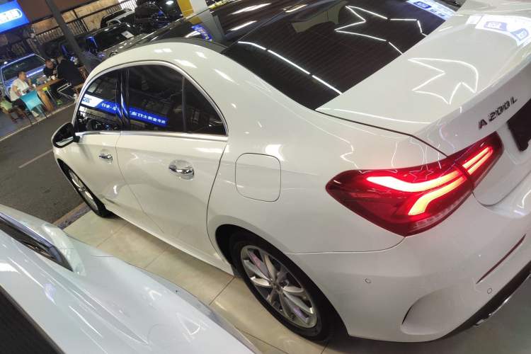 Used Mercedes-Benz A-Class 2022 Restyled A 200 L Sport Sedan Fashion Version
