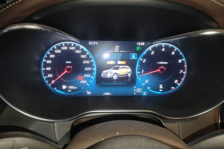 Used Mercedes-Benz GLC 2022 GLC 300 L 4MATIC Dynamic Model
