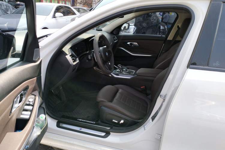 Used BMW 3 Series 2020 330Li xDrive M Sport Night Edition
