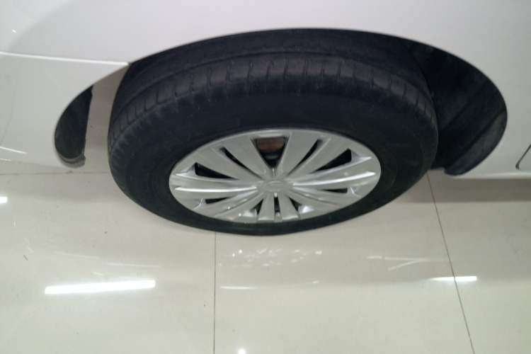 Used Volkswagen Santana 2019 1.5L Automatic Fashion Edition China VI Right Rear Wheel Hub