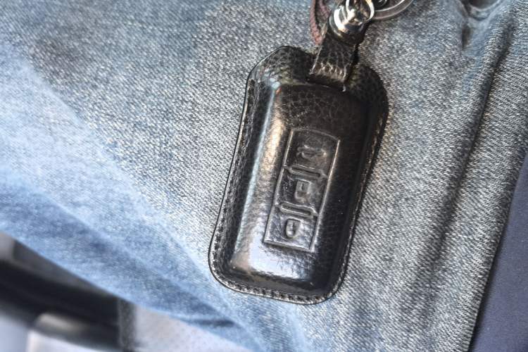 Used Mitsubishi Outlander 2014 2.4L 4x4 Deluxe Value Edition 7 Seats