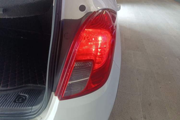 Used Buick Encore 2018 18T Automatic Two-Wheel Drive Urban Leading Model