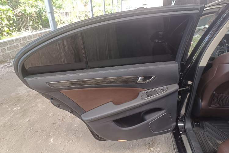 Used Hongqi H7 2019 2.0T Elite Edition
