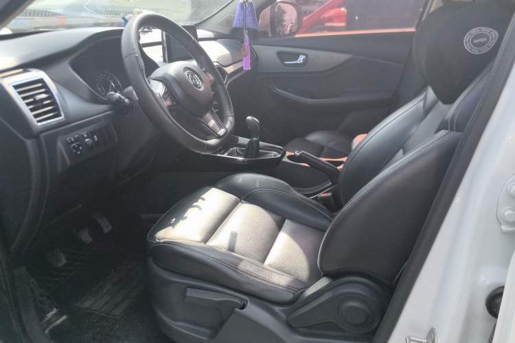 Used Dongfeng Fengon S560 2018 1.8L Manual Comfort 7-Seater Left Front Seat