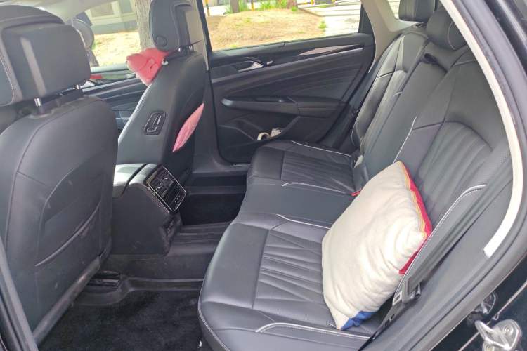 Used Volkswagen Passat New Energy 2022 430 PHEV Hybrid Luxury Edition Left Rear Seat