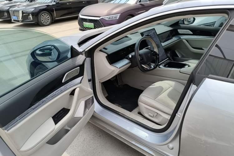 Used NETA S 2022 Extended-Range Version 1160 km Range Rear-Wheel Drive Mid-Grade
