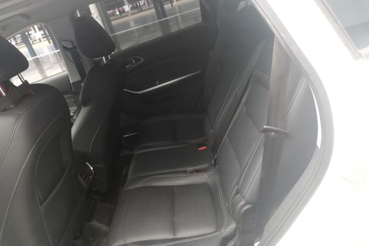 Used Chery Tiggo 8 2018 1.5 TCI Automatic Luxury Model 5 Seats Left Rear Seat