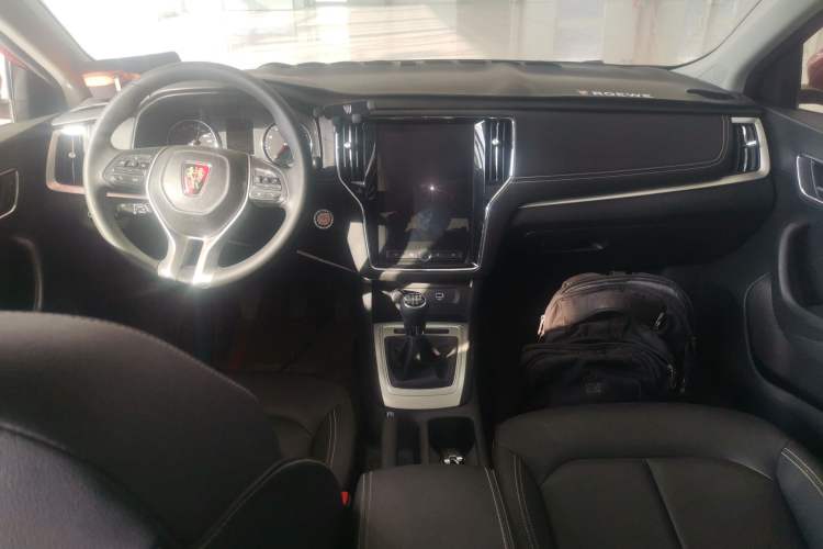 Used Roewe i6 2020 PLUS 1.6L Manual 4G Connect Glory Flagship Edition