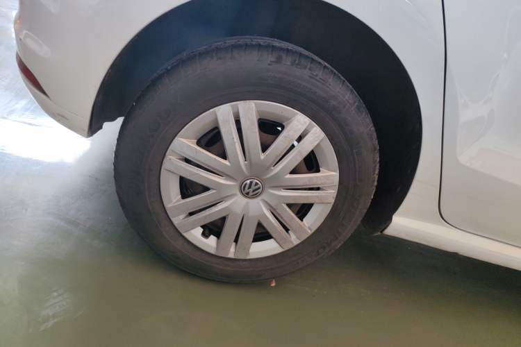 Used Volkswagen Polo 2016 1.4L Automatic Trendy Model Exterior 5