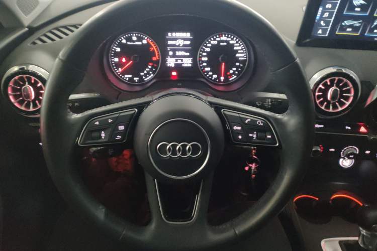 Used Audi A3 2020 Limousine 35 TFSI Fashion Edition China VI Emission Standard