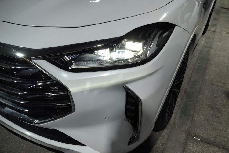 Used JETOUR X70 PLUS 2023 1.6T DCT Stronger PLUS 5-seater