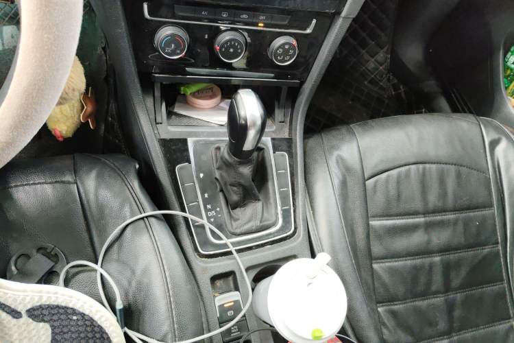 Used Volkswagen Golf 2018 1.6L Automatic Fashion Model
