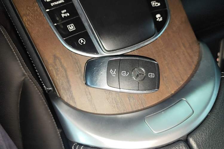 Used Mercedes-Benz GLC 2022 GLC 260 L 4MATIC Luxury Model
