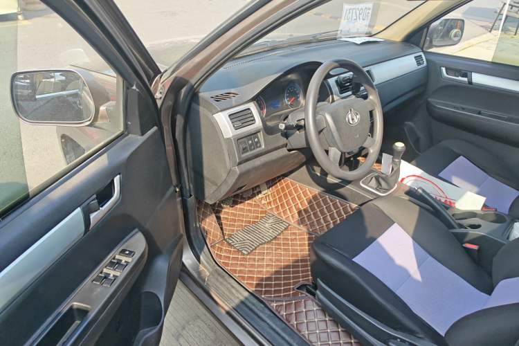 Used Chana Shenqi F30 2019 1.5L Comfort Edition China VI Dual-Cab Short-Wheelbase DAM15KL