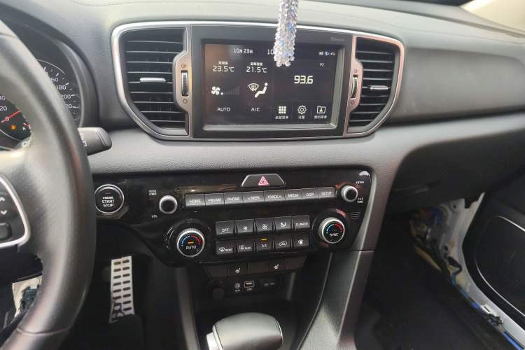 Used Kia KX5 2017 1.6T Automatic Two-Wheel Drive 15th Anniversary Special Edition DLX