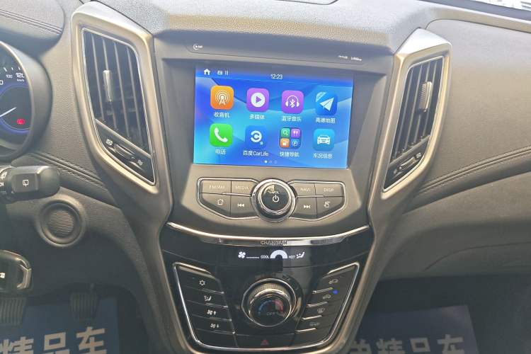 Used CHANGAN CS35 2017 1.6L Manual Luxury Model
