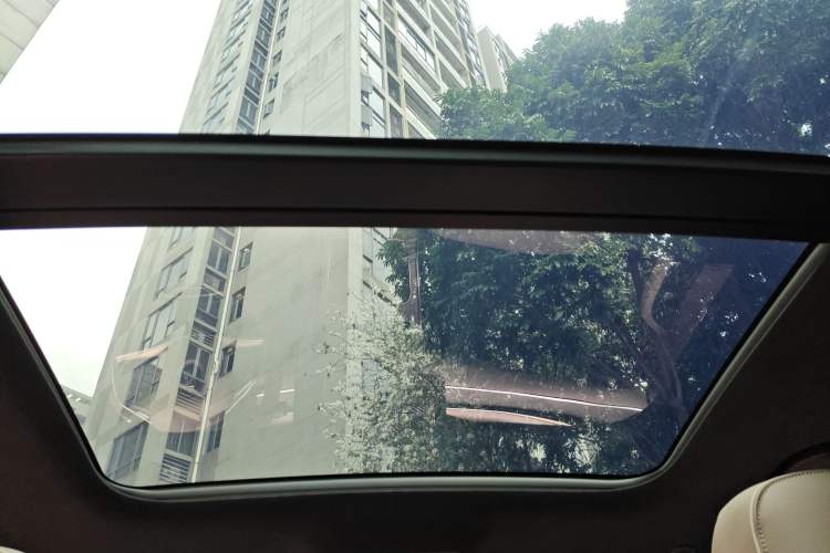 Used BYD Han 2024 EV Glory Edition 610 km All-Wheel Drive "Tian Shen Zhi Jia" Intelligent Driving Model
