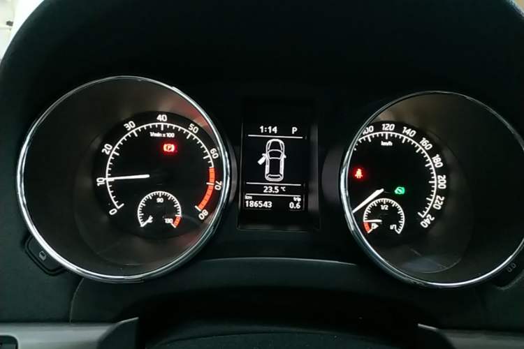 Used Skoda Yeti 2014 1.8TSI DSG Polar Edition
