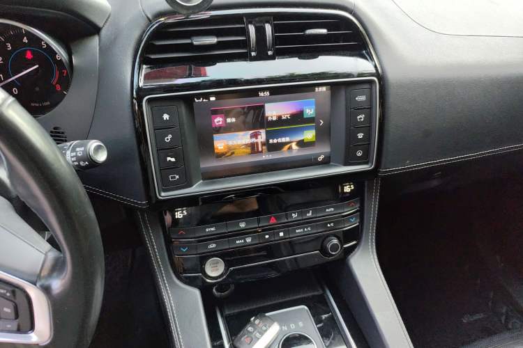 Used Jaguar F-PACE 2016 3.0 SC Four-Wheel Drive R-Sport Sport Edition
