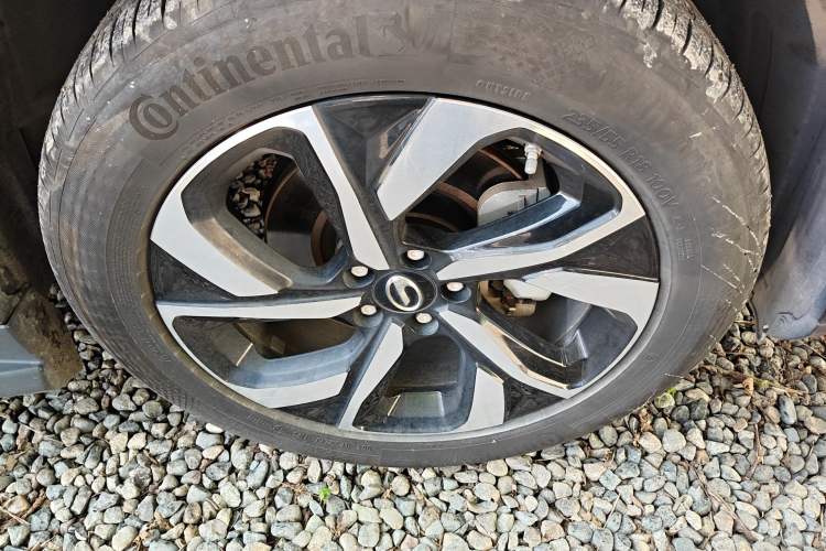 Used GAC Trumpchi GS5 2019 270T Automatic Luxury Edition Right Front Wheel Hub