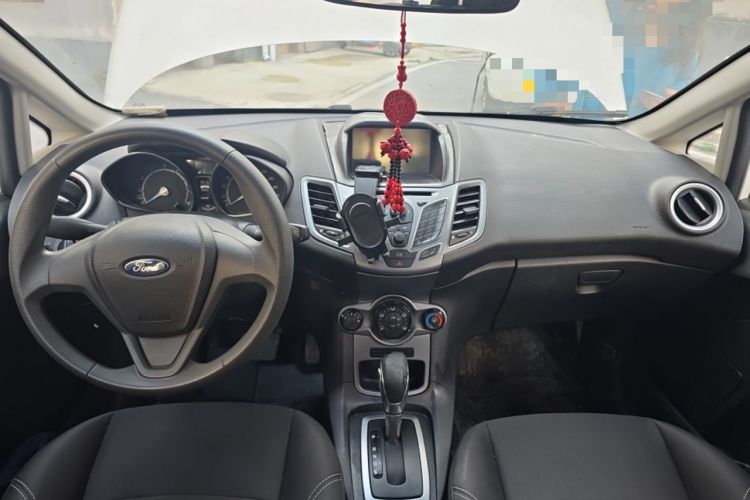 Used Ford Fiesta 2013 Hatchback 1.5L Automatic Fashion Edition
