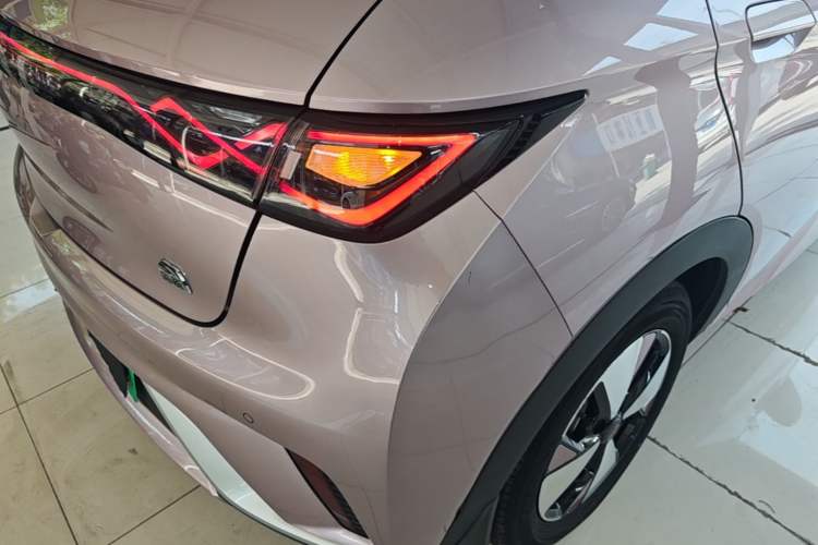 Used BYD Dolphin 2023 420 km Fashion Edition