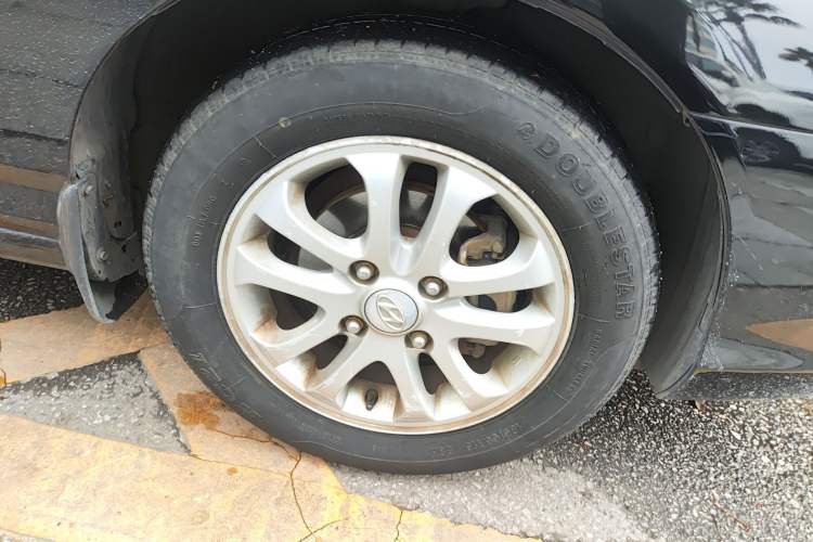 Used Hyundai Elantra 2007 1.6L Manual Comfort Model
