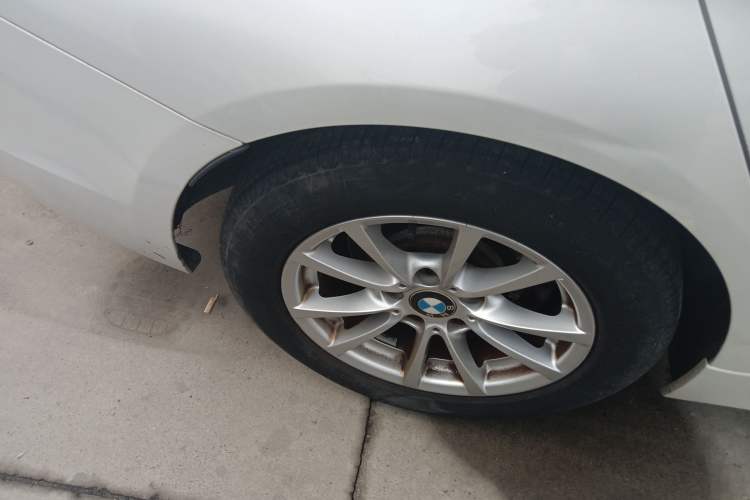 Used BMW 3 Series 2016 316i Fashion Model
