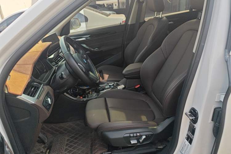 Used BMW X1 2022 sDrive25Li Leading Model
